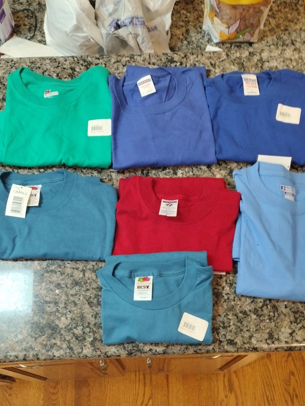 Lot of 7 Men's small  Short-Sleeve T-Shirt Pack New Assorted Blue, Green & Red